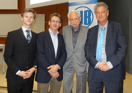 Floris Wolff (voorzitter SIB Groningen), Ben Feringa , Carl Djerassi en Elmer Sterken.