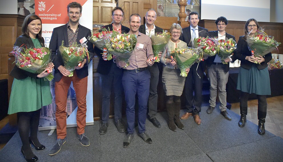 De negen genomineerden, met Erin Wilson (uiterst links) en Riemer Vegter (vierde van links).The nine nominees.