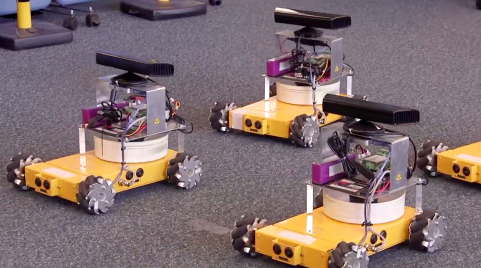 Groepen robots leren samenwerken