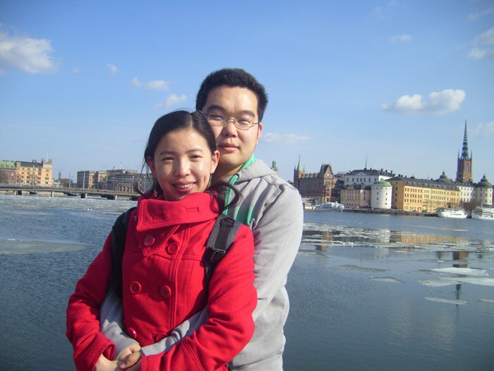 Xiaoyan Zhang and Lili Hou. (Alumni Feringa)