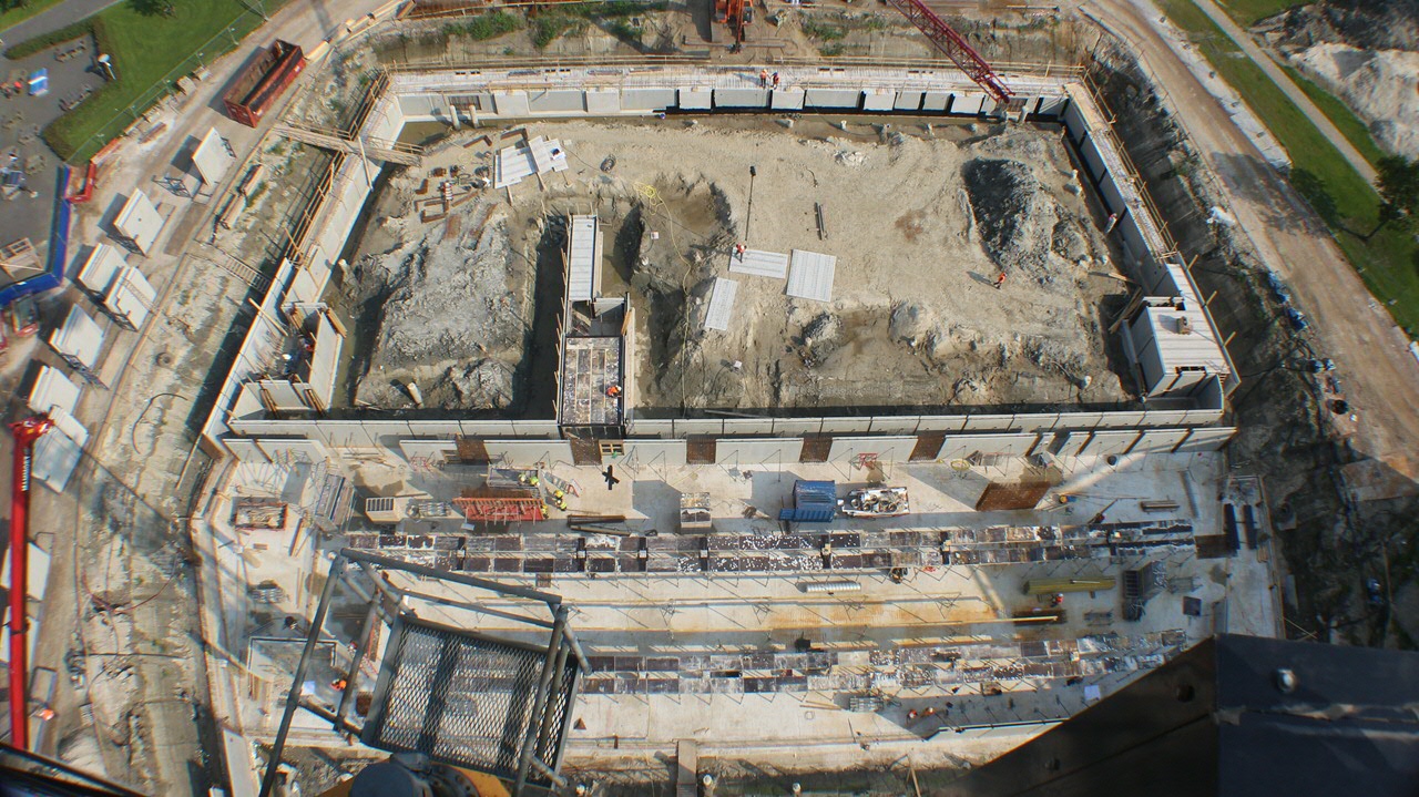 Unique perspective from the crane operator | August 2015Uniek perspectief vanaf de kraanmachinist | augustus 2015