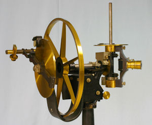 parallactic instrument used by Kapteyn to look at the photo plates from the Cape Photographic Durchmusterung