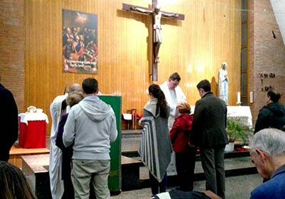 Baptism in the Spirit during a healing mass in the Catholic Charismatic Renewal