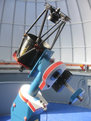 The 40 cm Ritchey-Chrétien mirror telescope.