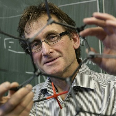 Ben Feringa ontvangt de Nobelprijs voor Chemie 2016