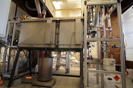 Lab bench pyrolysis | Photo Heeres lab, UG