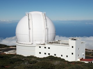 Koepel van de William Herschel telescoop op La Palma.