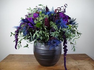 Preserved flower arrangement