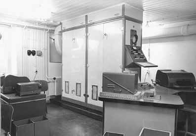 De ZEBRA, de eerste computer van de RuGroningen in 1958.