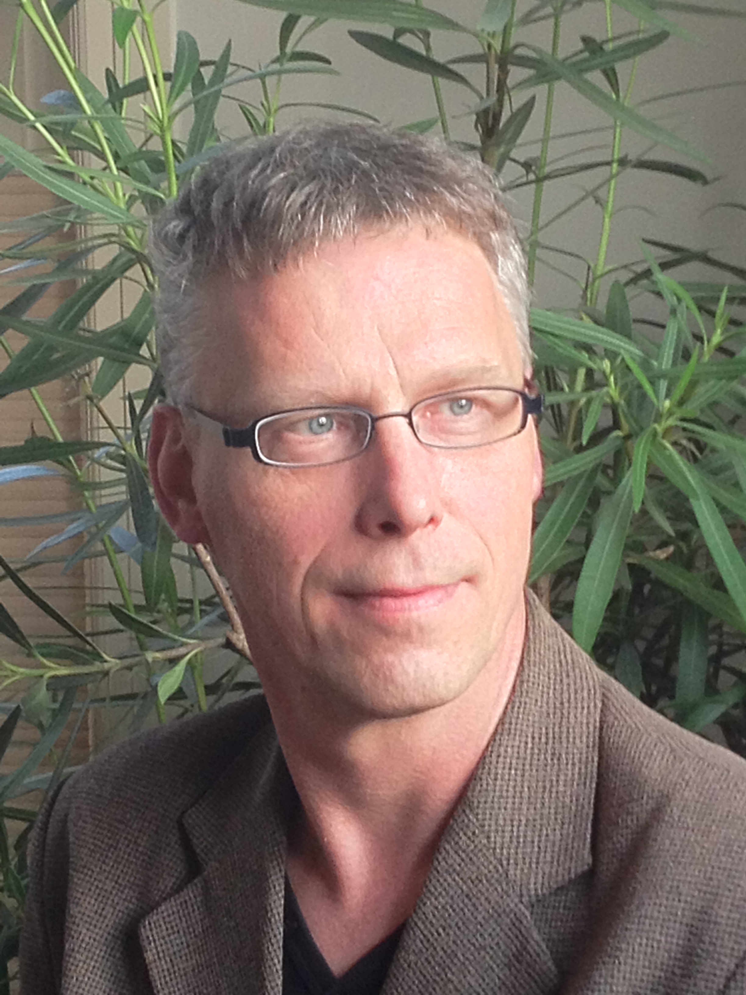 
					Picture of
					dr. A.J.E. (Arjen) Edzes