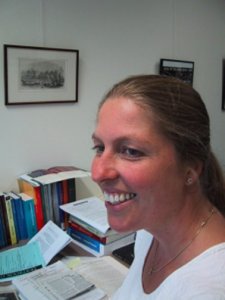 
					Picture of
					prof. mr. dr. M.L. (Loes) Lennarts