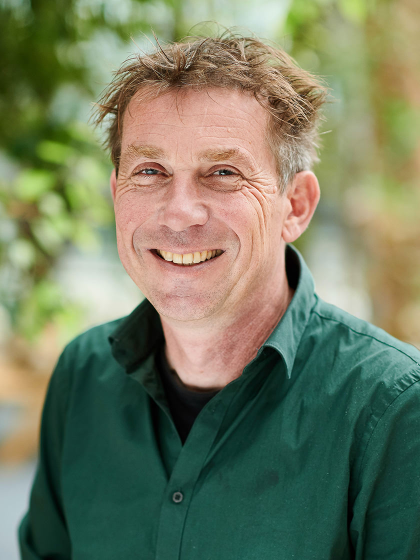Profielfoto van dr. P. (Peter) Boelen