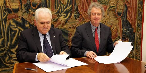 José María Guibert (Deusto University) and Elmer Sterken (University of Groningen).