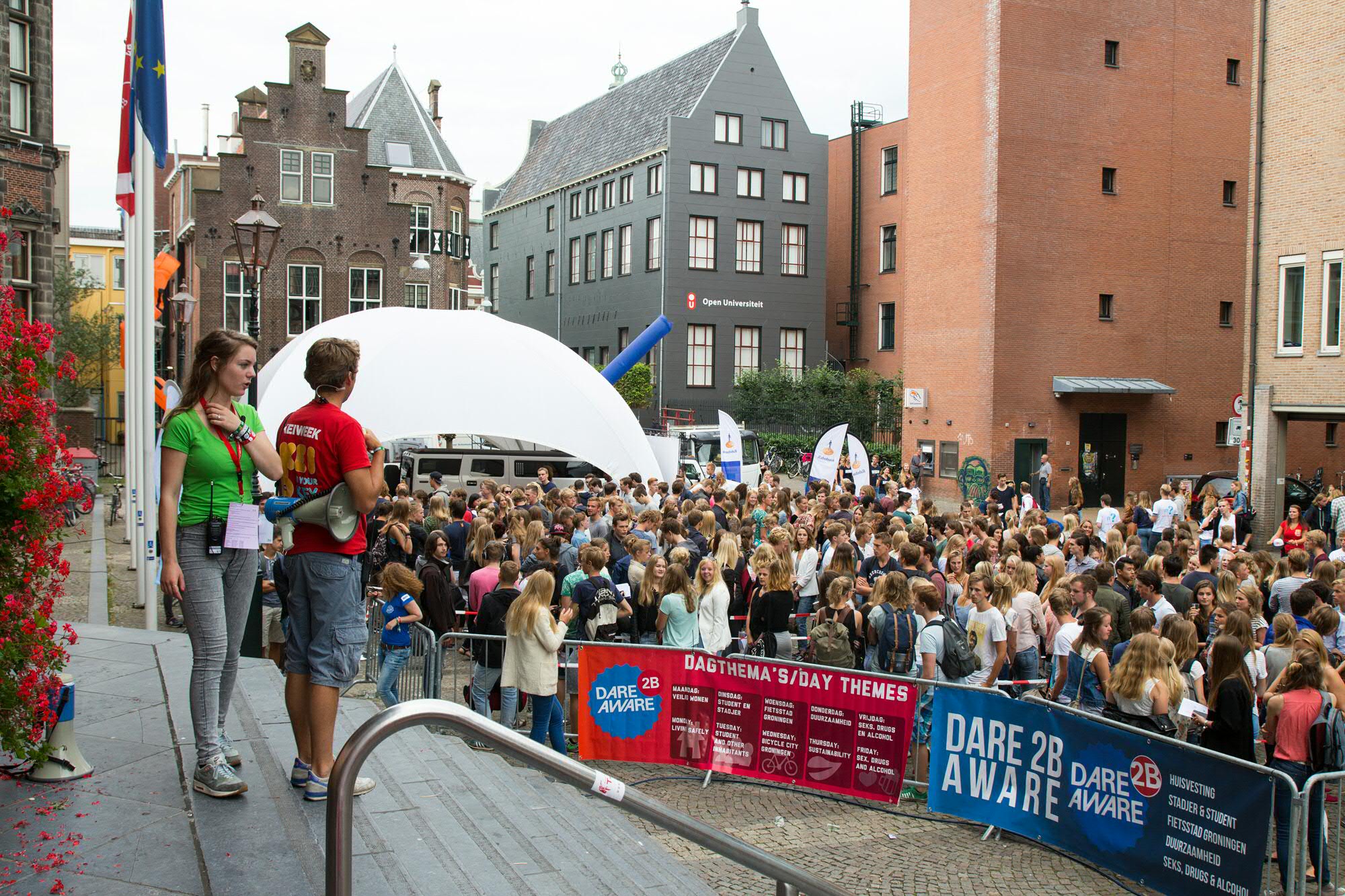 Information booths at the Vismarkt