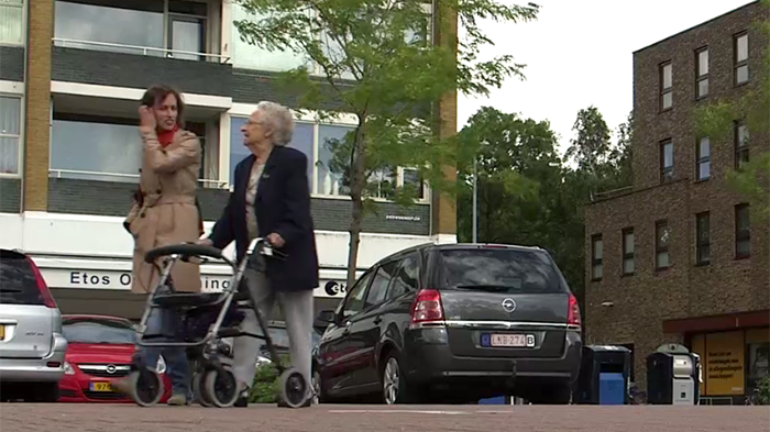 Ouderen hebben behoefte aan thuisgevoel in de buurt