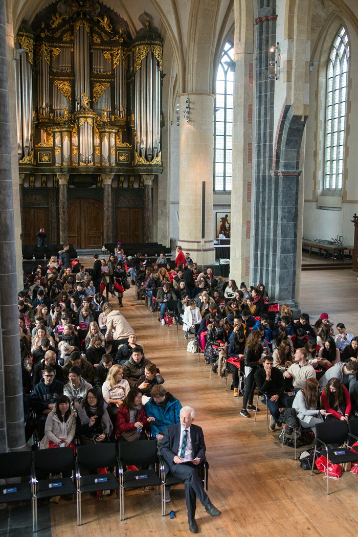 MartinikerkMartini church full of students