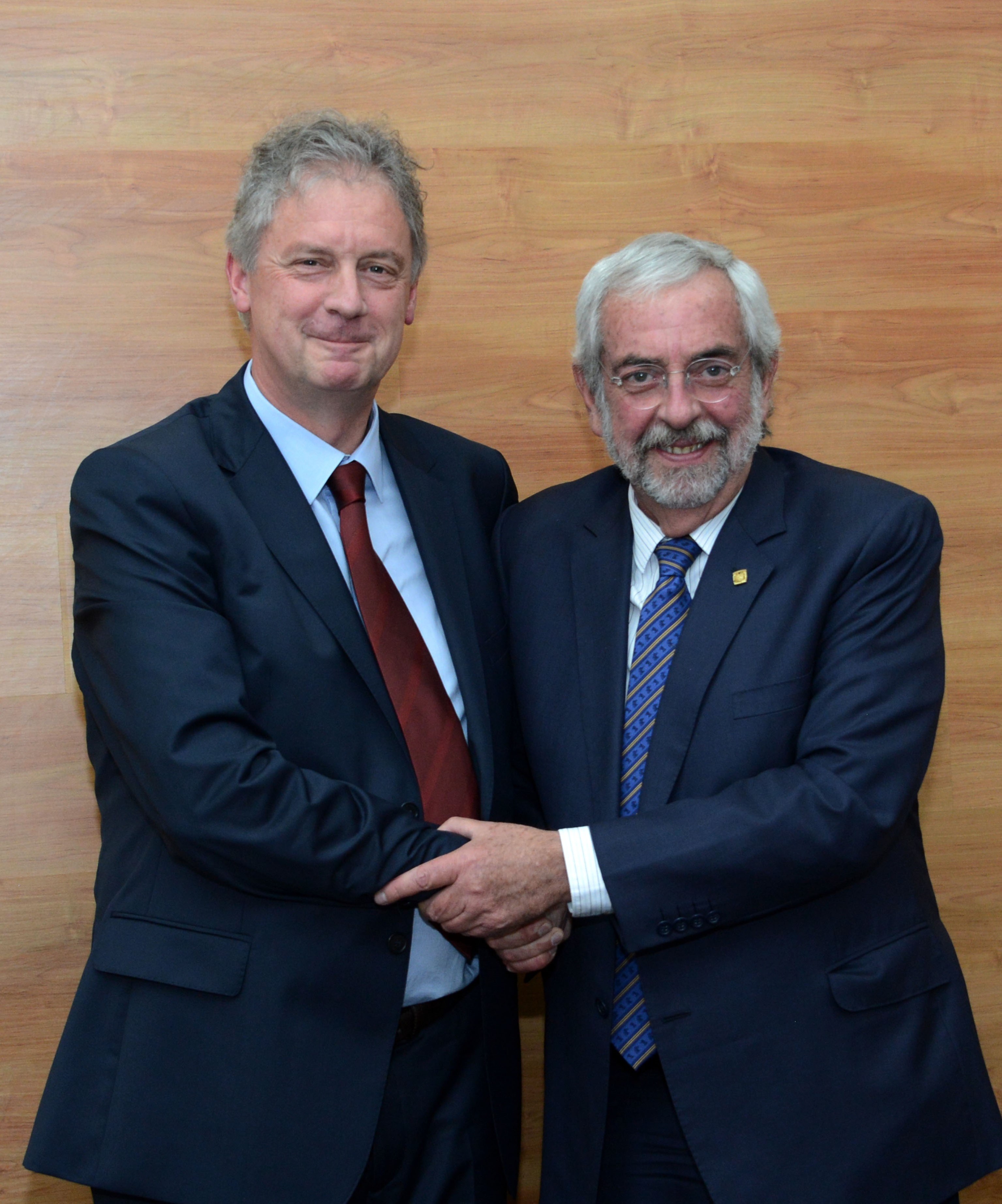 Rector Elmer Sterken en rector Enrique Graue van UNAM. Copyright Universidad Nacional Autónoma de MéxicoRector Elmer Sterken of UG and rector Enrique Graue of UNAM. Copyright Universidad Nacional Autónoma de México