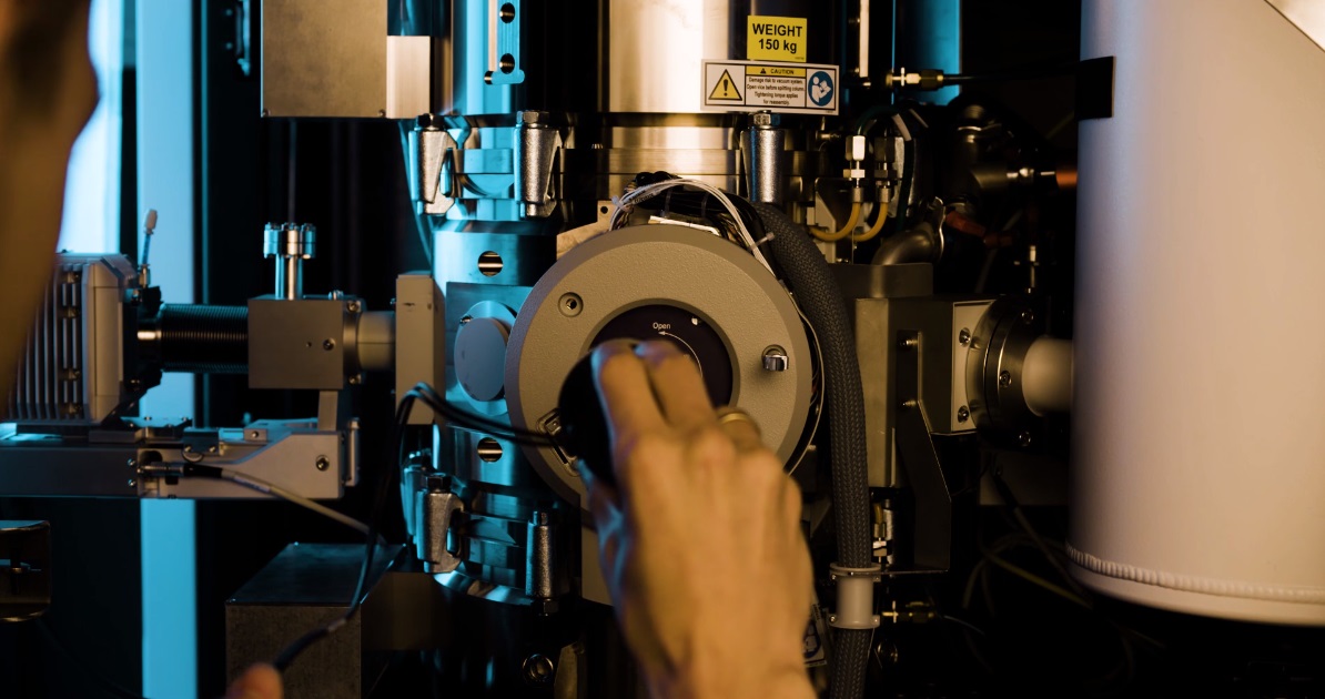 New microscope shows the atomic structure of materials in stunning detail