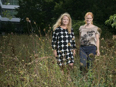 Moniek Tromp en Marleen Kamperman (foto: Reyer Boxem)