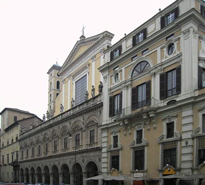 The Roman Santi Apostoli church (photo: Lalupa/Wikmedia Commons)