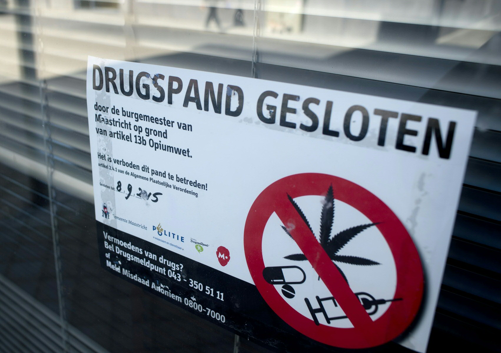 Steeds vaker hangt drugsproducenten en -handelaars niet langer alleen een straf boven het hoofd, maar ook het verlies van de woning. (Foto: Fotoburo Twan Wiermans/Nationale Beeldbank)