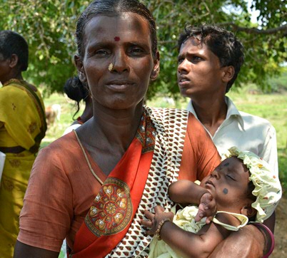 Indian woman. There is a lot to learn from India: many more questions about the situation at home are asked there when visiting a child health care centre.