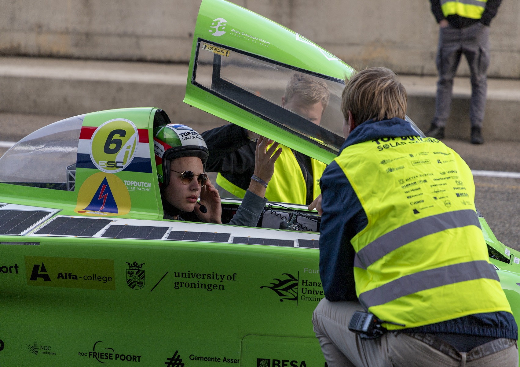 Fotoimpressie van het Top Dutch Solar Racing team in de iESCPhoto impression of the Top Dutch Solar Racing team in the iESC