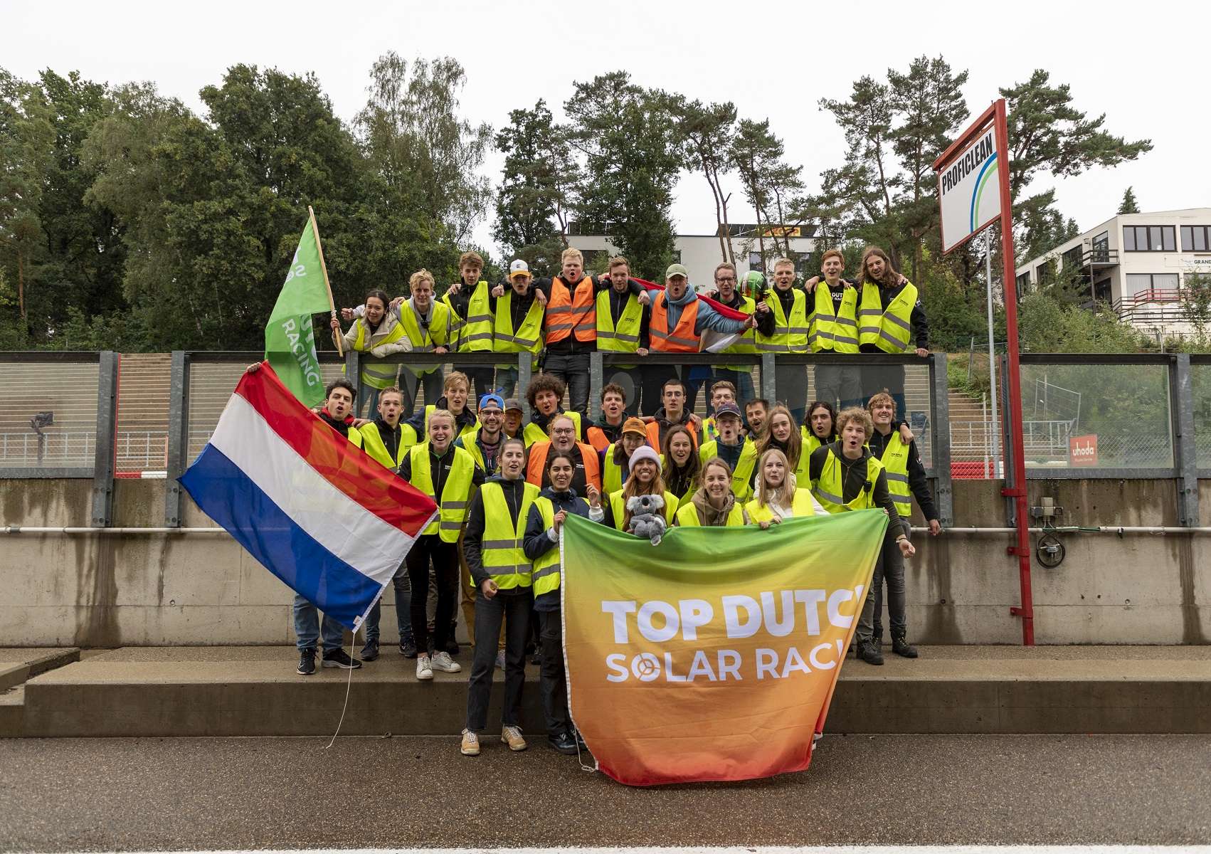 Fotoimpressie van het Top Dutch Solar Racing team in de iESC