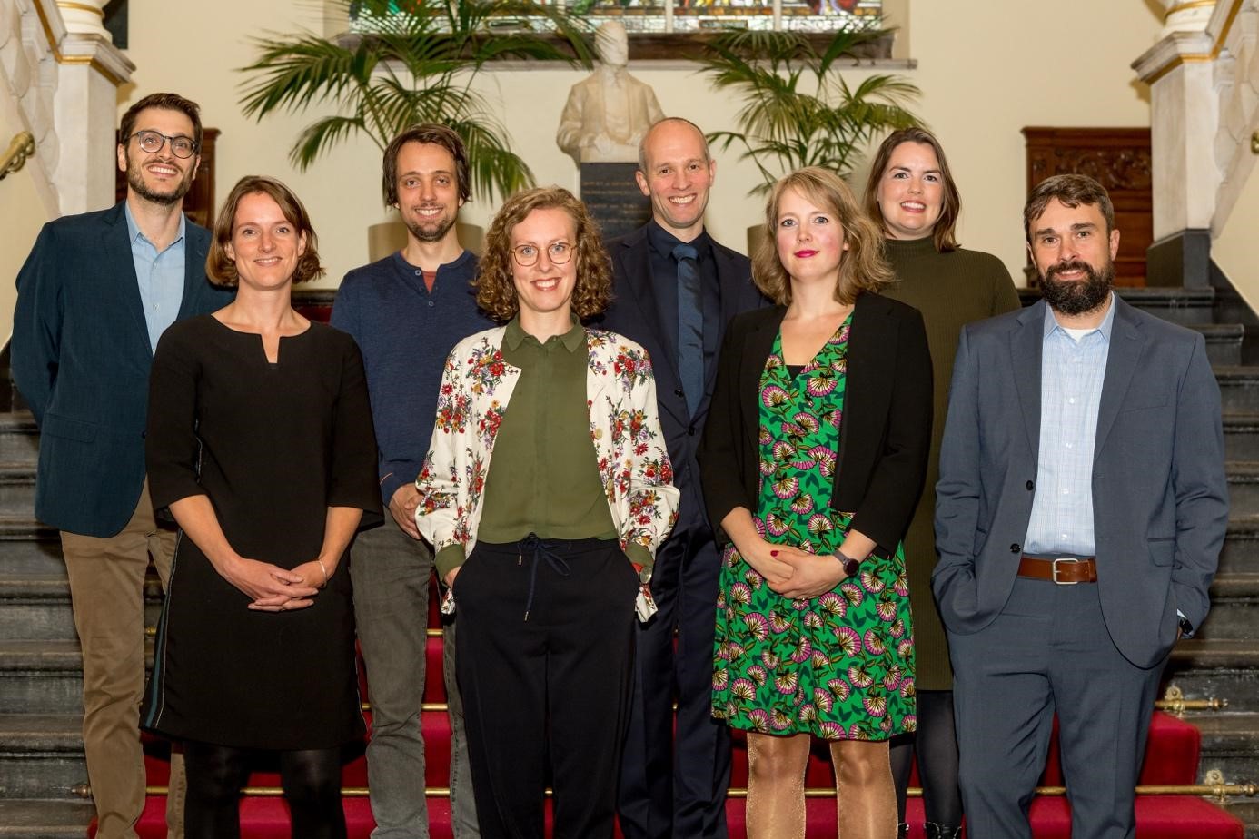 Front L-R: Else Starkenburg, Faculty Science and Engineering (also member of De Jonge Akademie), Naomi de Ruiter, University College Groningen, Jolien Mouw, Faculty of Behavioral and Social Sciences, Sean Desjardins, Faculty of Arts