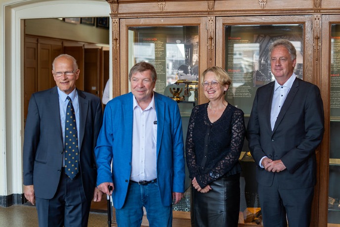 V.l.n.r.: Doeko Bosscher, Frans Zwarts, Cisca Wijmenga en Elmer SterkenFrom left to right: Doeko Bosscher, Frans Zwarts, Cisca Wijmenga and Elmer Sterken