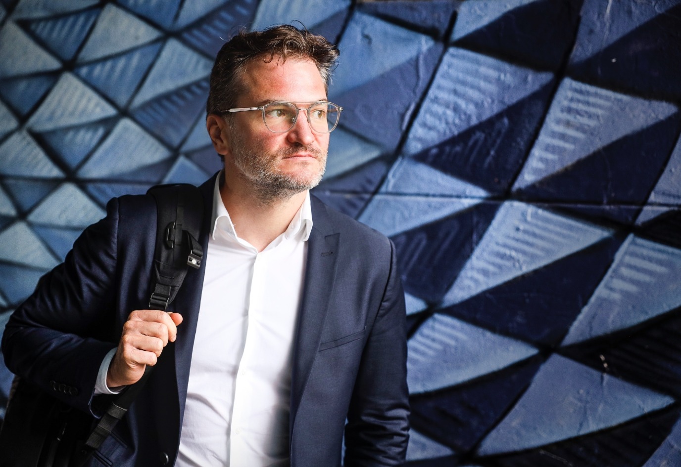 ‘Daarnaast moeten we beseffen dat de academische vrijheid en vrijheid van meningsuiting in het geding komen als autocratische leiders zich met digitalisering gaan bemoeien en Big Tech naar hun pijpen gaat dansen.'