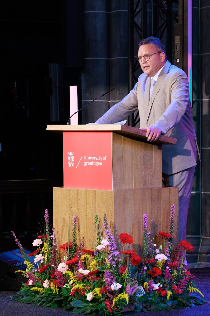 Voorzitter van CvB Jouke de Vries