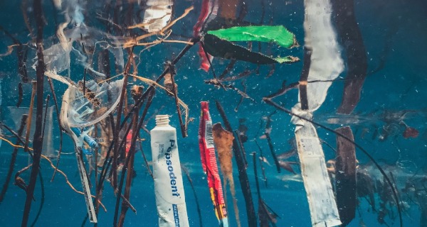 Hoe voorkomen we dat medicijnen in het milieu terechtkomen?