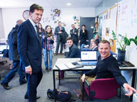 Rutte visits cube 050