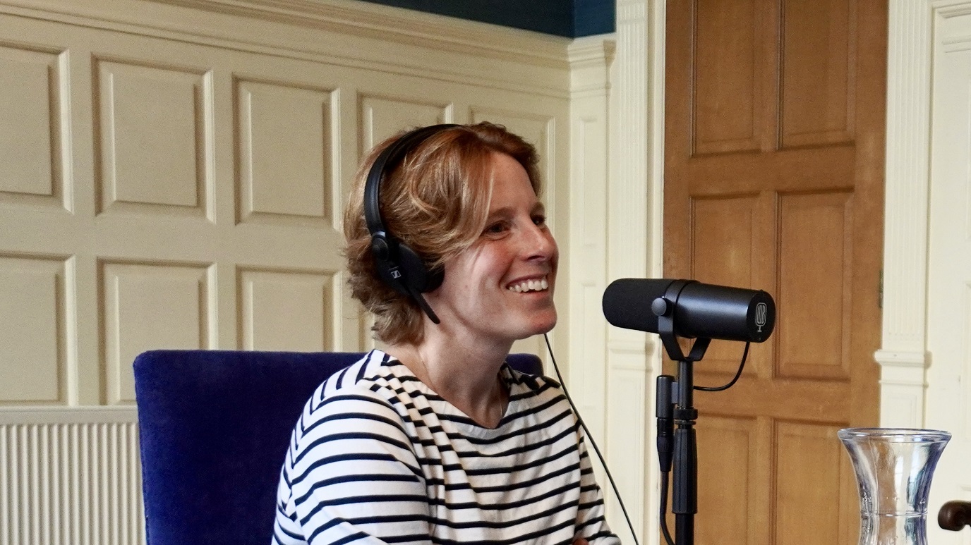 Aflevering 51 - Carla Hoetink geïnterviewd door Hanna van Loo en Wim Brons