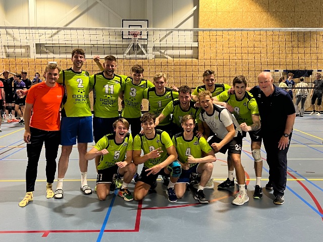 Het winnende heren-volleybalteam