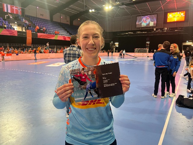 Yara met de afbeelding van de Olympische Wand