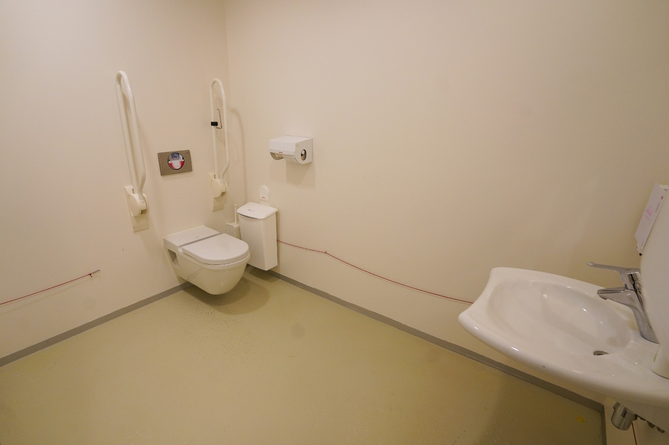 Wheelchair-friendly toilets on site