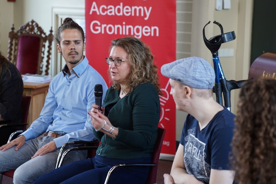 Studenten bespreken toegankelijk onderwijs aan de RUG