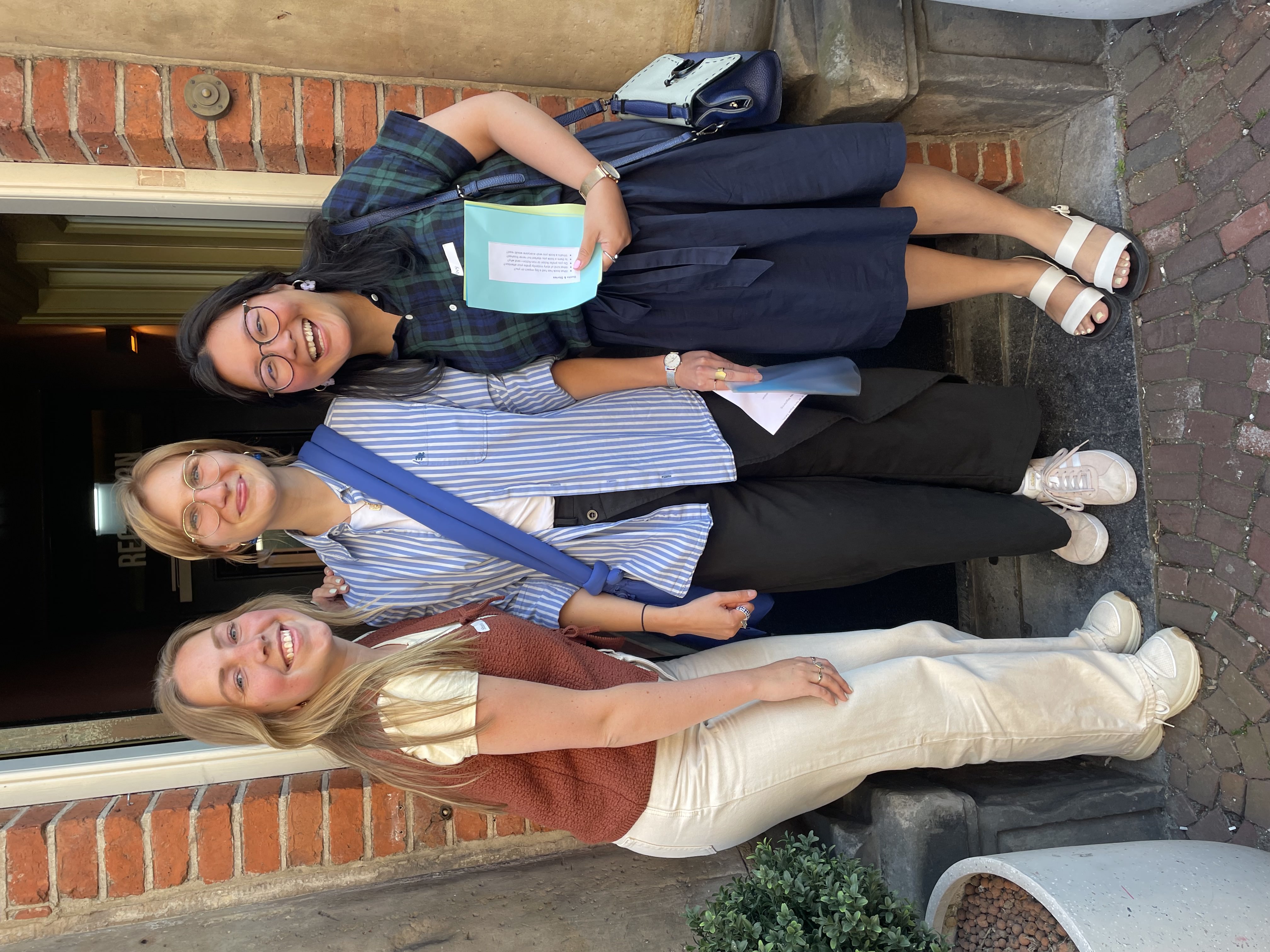 De organisatoren: Shanie, Maria & Ivy
