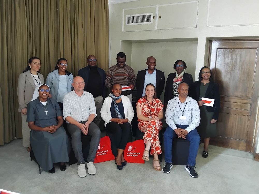 Summer School Empowering Educational Developers to Train University Teachers