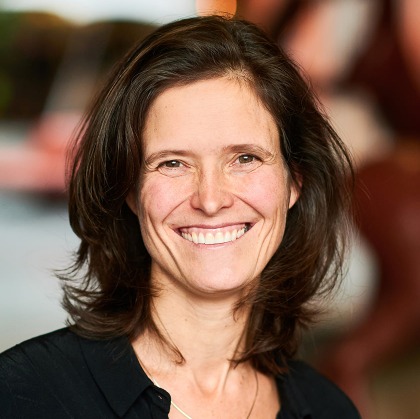 Hanny Elzinga, Advisory member