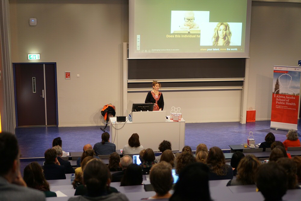 Keynote Henderien Steenbeek - Challenging Curious Minds in education: a developmental perspective on children's healthy upbringing