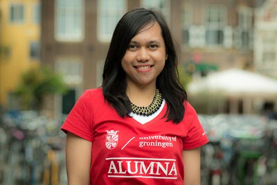 Monica Devina - alumna Human Resource Management from Indonesia (photo by Gerhard Taatgen)