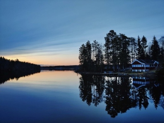 The lake within Ume&aring;, Nydalasj&ouml;n