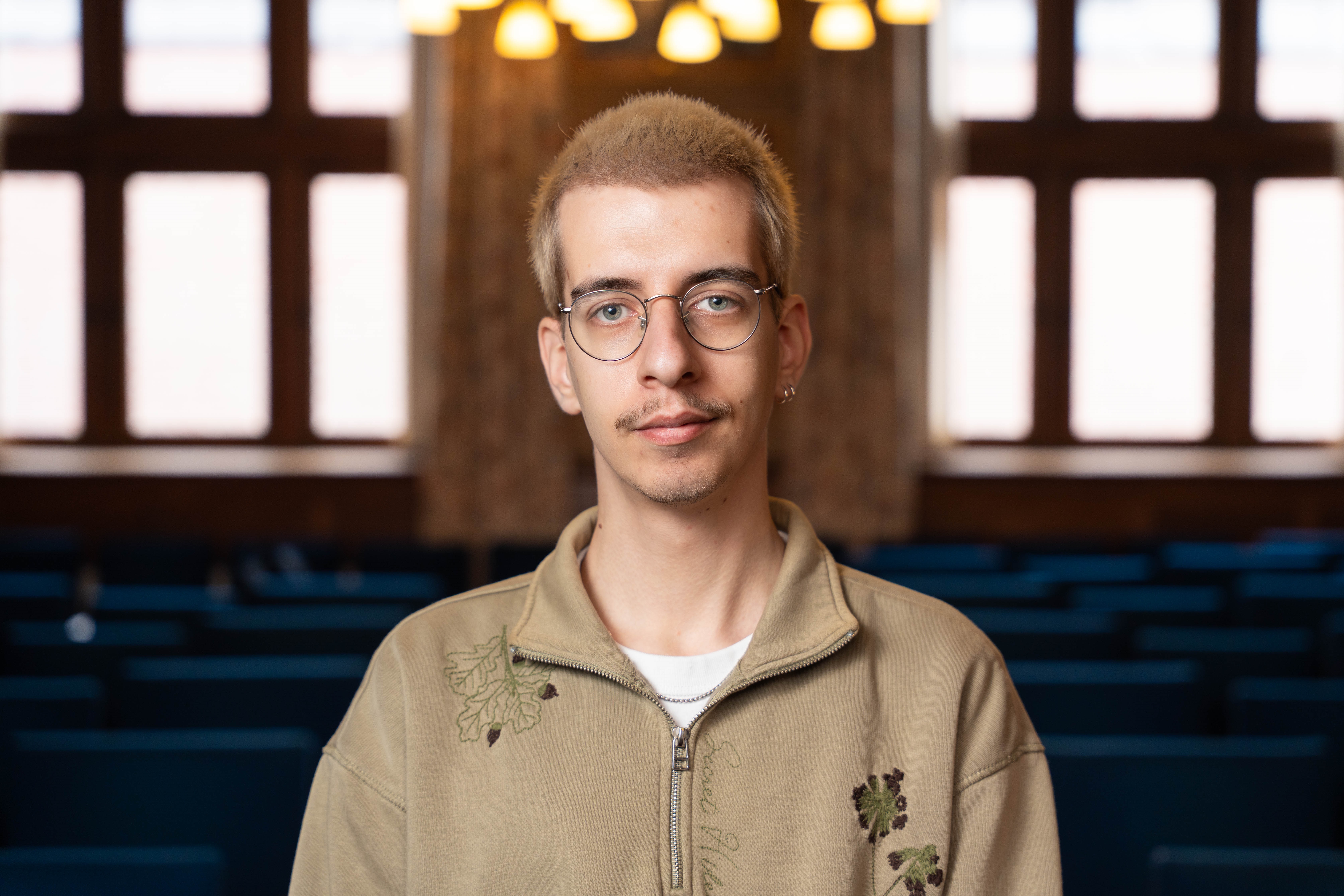 Krist&oacute;f Cs&ouml;lle
