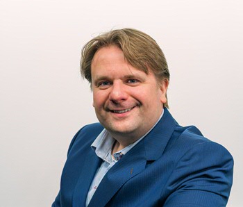 Dr. Thijs Broekhuizen