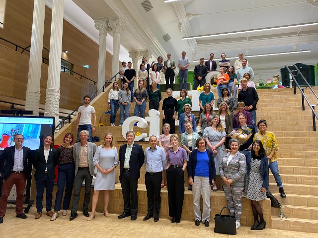 Panel members first row from the left starting with the fifth person: Prof. Barbara Oomen, Dr. Samuel Abrah&aacute;m, Mr. Mark Delmartino, Ms. Julia Nabbe, Dr. Henny Romijn.