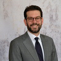 Prof.dr. Caspar van den Berg