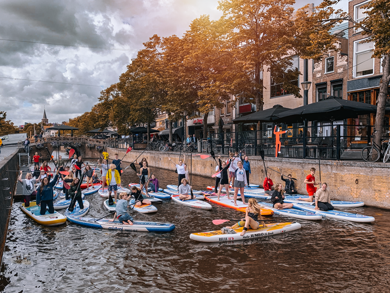 Stand-up paddling